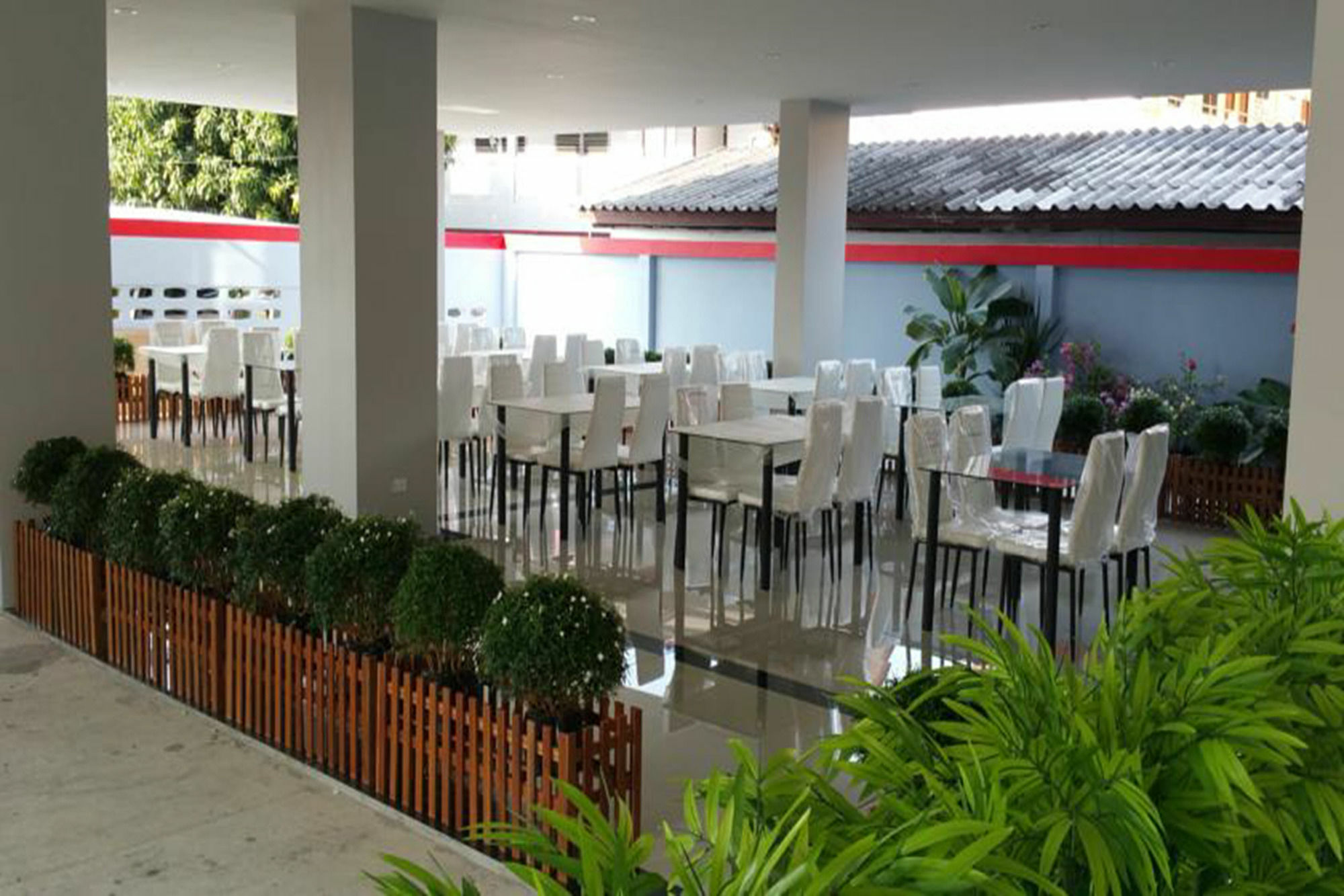 BB Grand Residence Pattaya Exterior foto